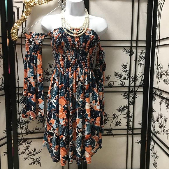 Off the shoulder floral dress - Picture 5 of 8